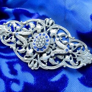 large Edwardian style brooch in ornate sterling silver w crystals